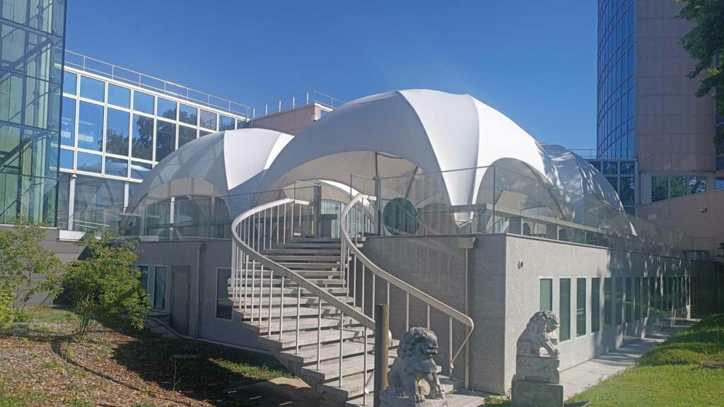 Twist Events - location de grandes tentes Crossover - parois et structures autoportées - Genève et toute la Suisse