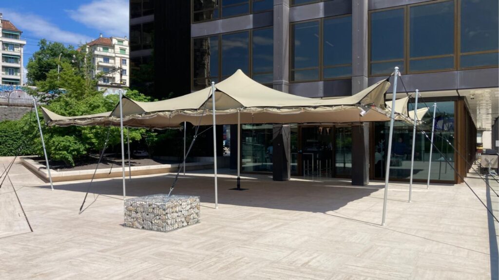 Twist Events - Vente et location longue durée tente stretch - installation facade