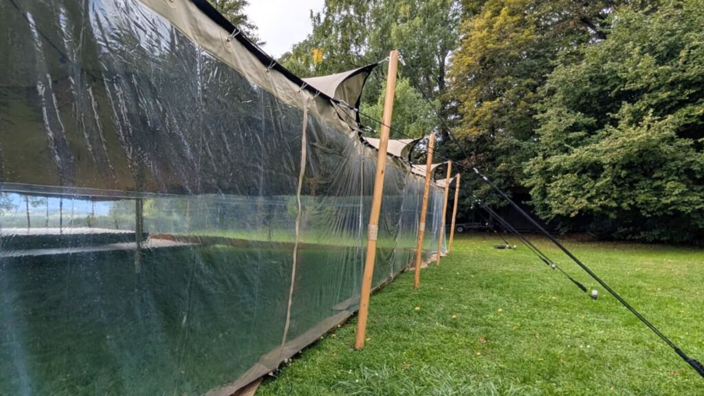 Twist Events - Vente tente stretch berbere - parois cristal et poteau bois